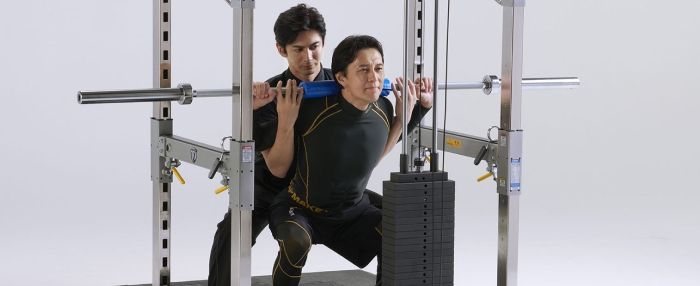 RIZAPトレーナーによるパーソナルトレーニングの様子